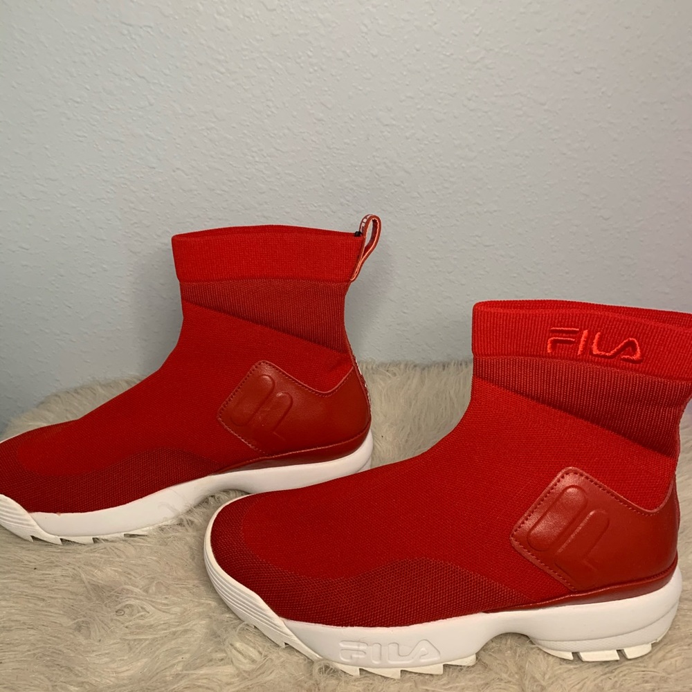 Fila disruptor stretches